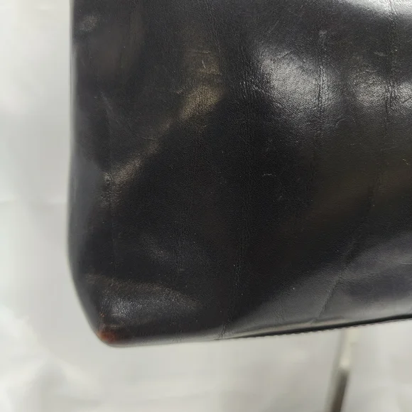 Vintage HOBO INT. Lola Tote Bag Black polished leather / brown wear highlights - Picture 7 of 10